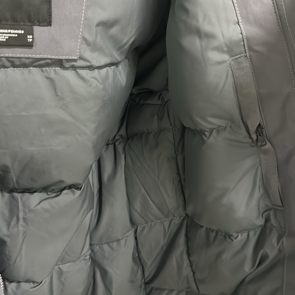 North face - Picture 14 of 16